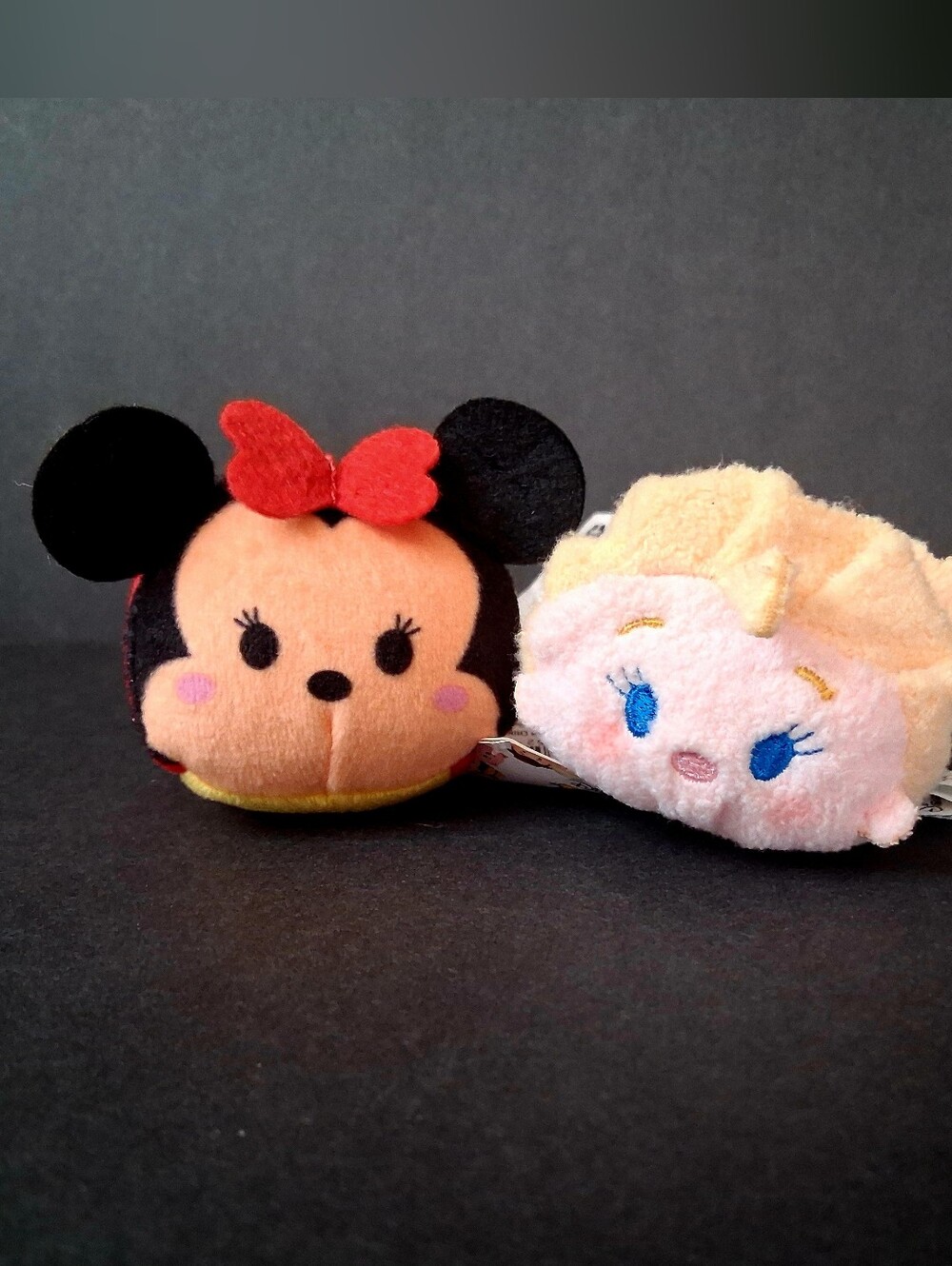 Disney Minnie Mouse & Frozen Elsa Tsum Tsum Lot Stuffed Animal Toys